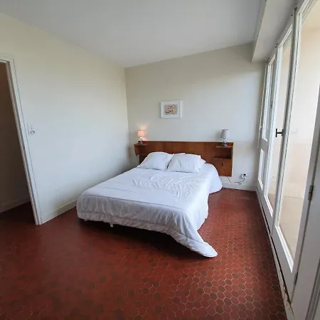 2 Pieces, 5 Couchages Balcon - - Fr-1-224c-262