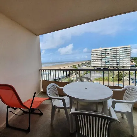 2 Pieces, 5 Couchages Balcon - - Fr-1-224c-262 * Saint-Jean-de-Monts