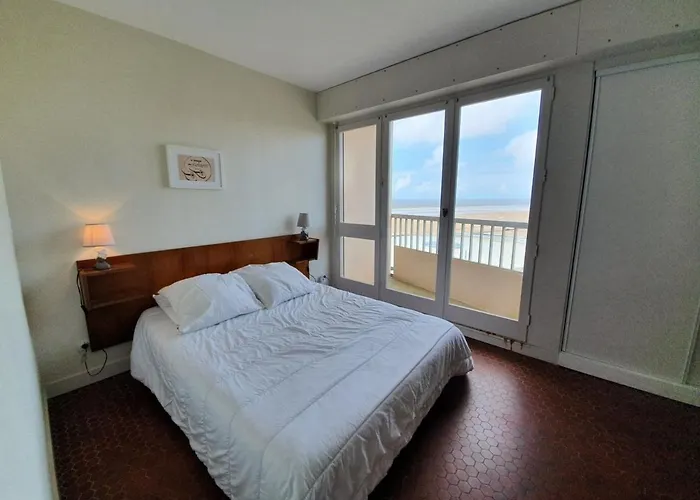 2 Pieces, 5 Couchages Balcon - - Fr-1-224c-262 * Saint-Jean-de-Monts